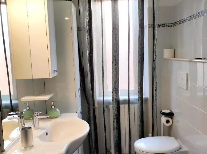 Metro C And Tor Vergata Konukevi 4*